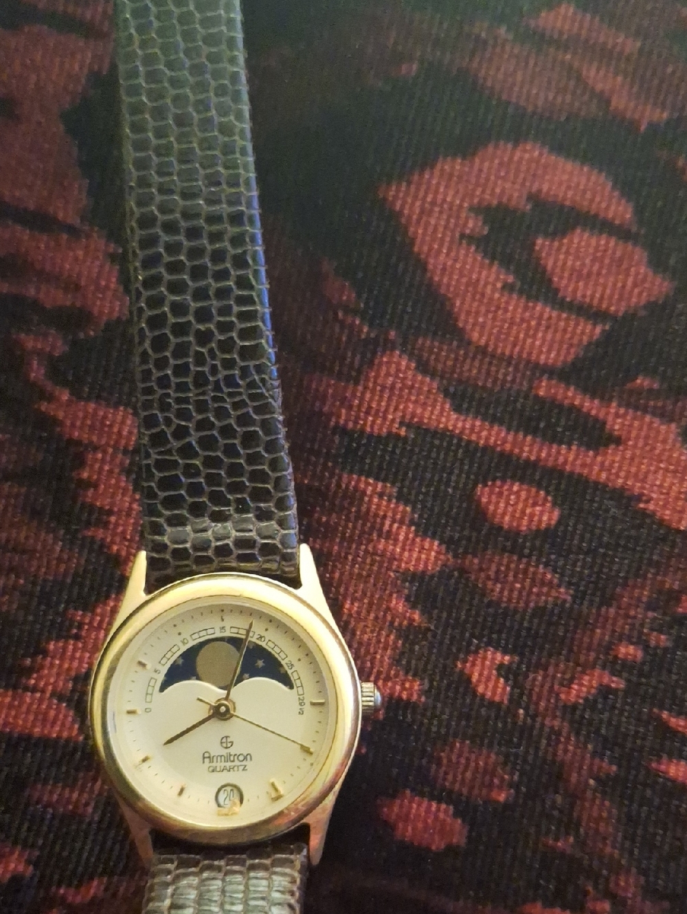 Armitron Sun/moon Watch